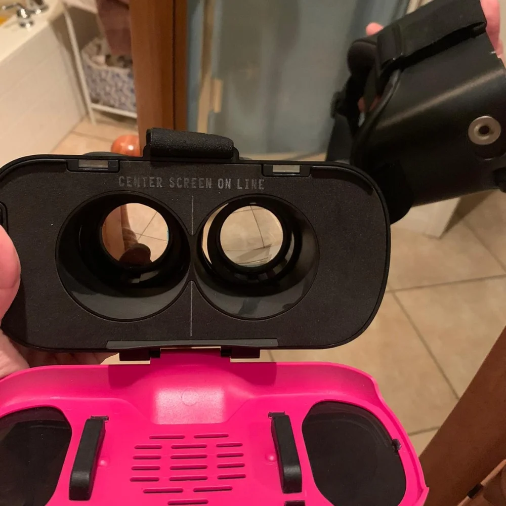 Tzumi Dream Vision Headset