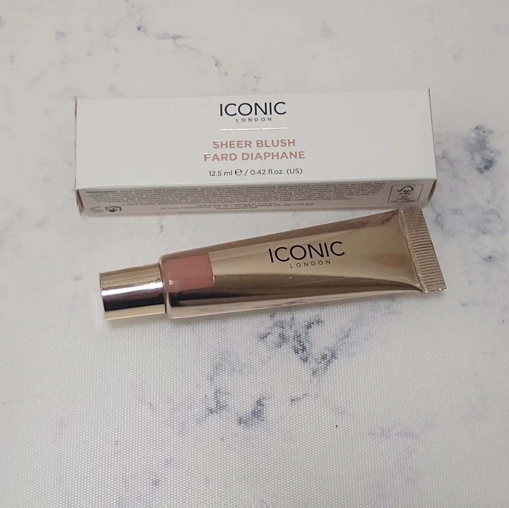 Iconic London Sheer Blush in Fresh Faced