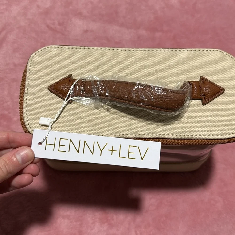 Henny+Lev new package