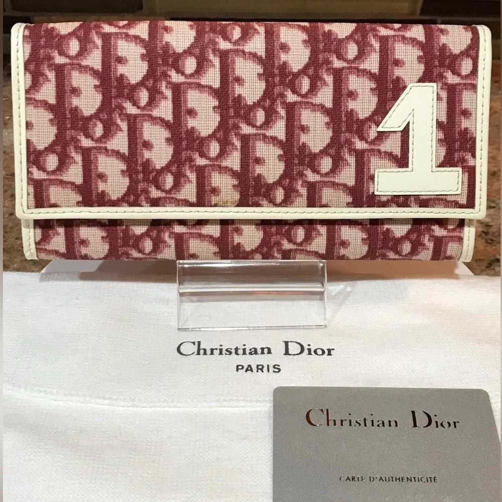 Dior pre owned