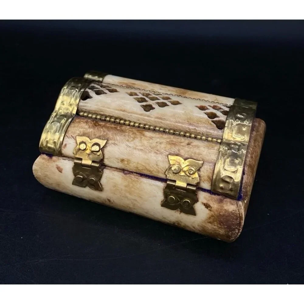 N/A vintage ethnic