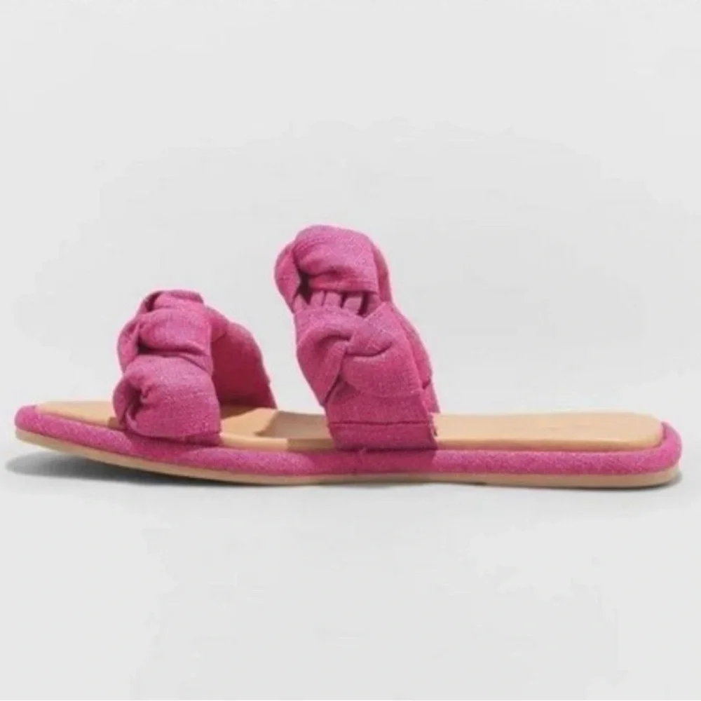 Universal Thread women meg