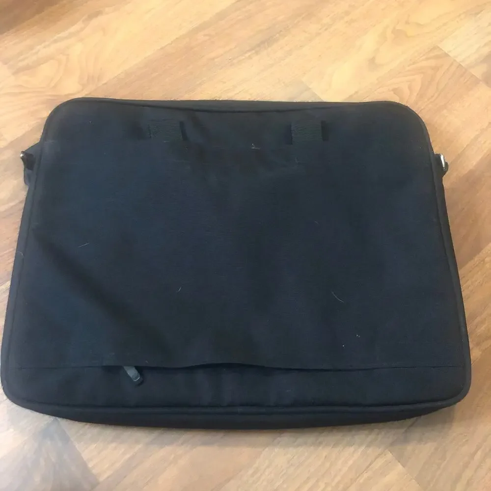 SwissGear ask pocket
