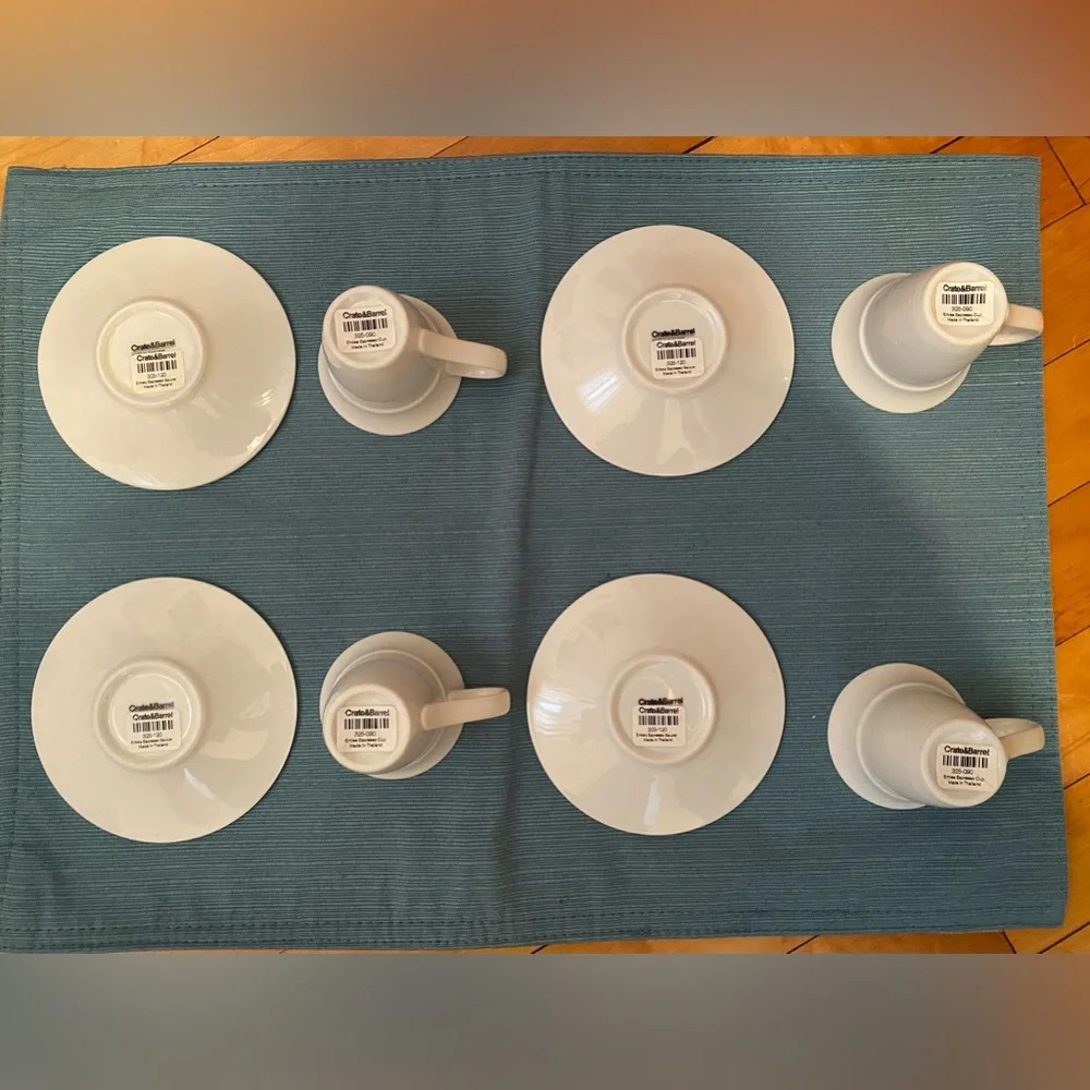 Set of 4 Crate & Barrel Espresso cups and Saucers saucers. New, never used.