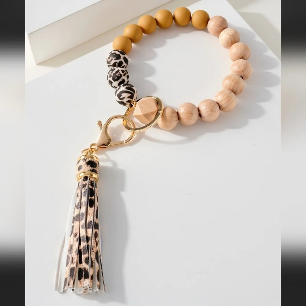 Tassel wood key chain