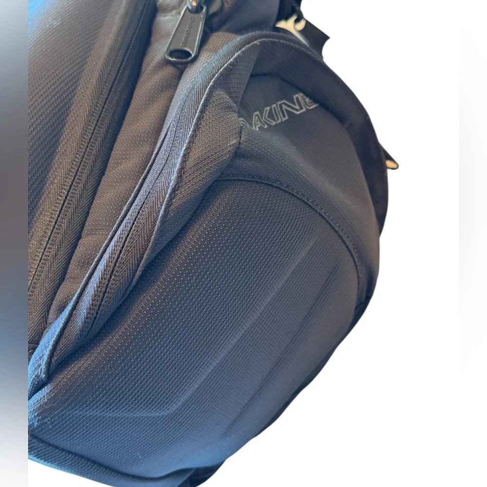 Retro High End Dakine Snowboarding Heavy Duty Laptop Briefcase File Bag