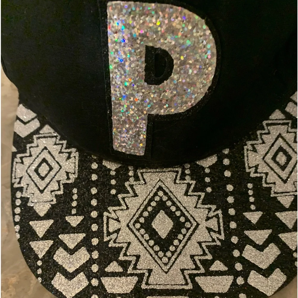 Justice hat