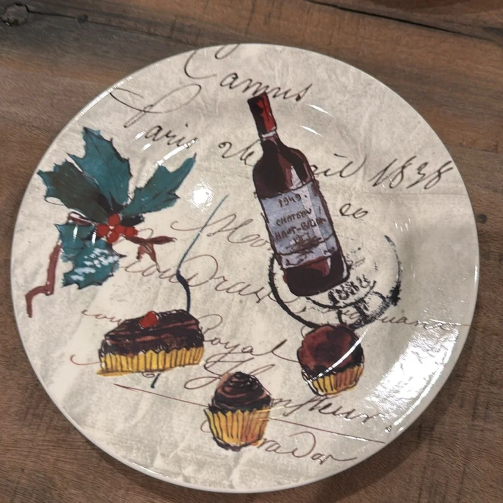 Set of 4 Holiday Themed Decorative Plates Set by Williams & Sonoma