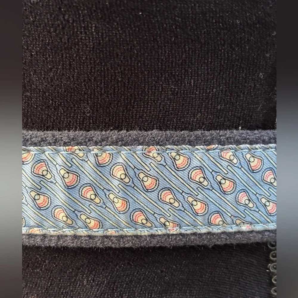 Vineyard Vines wide made ribbon