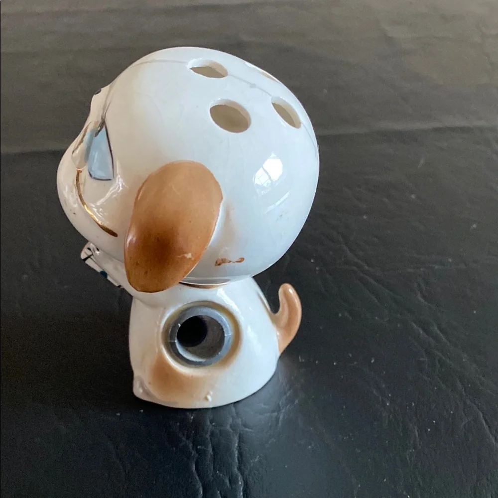 Vintage Ceramic Dog pencil sharpener and holder Figurine