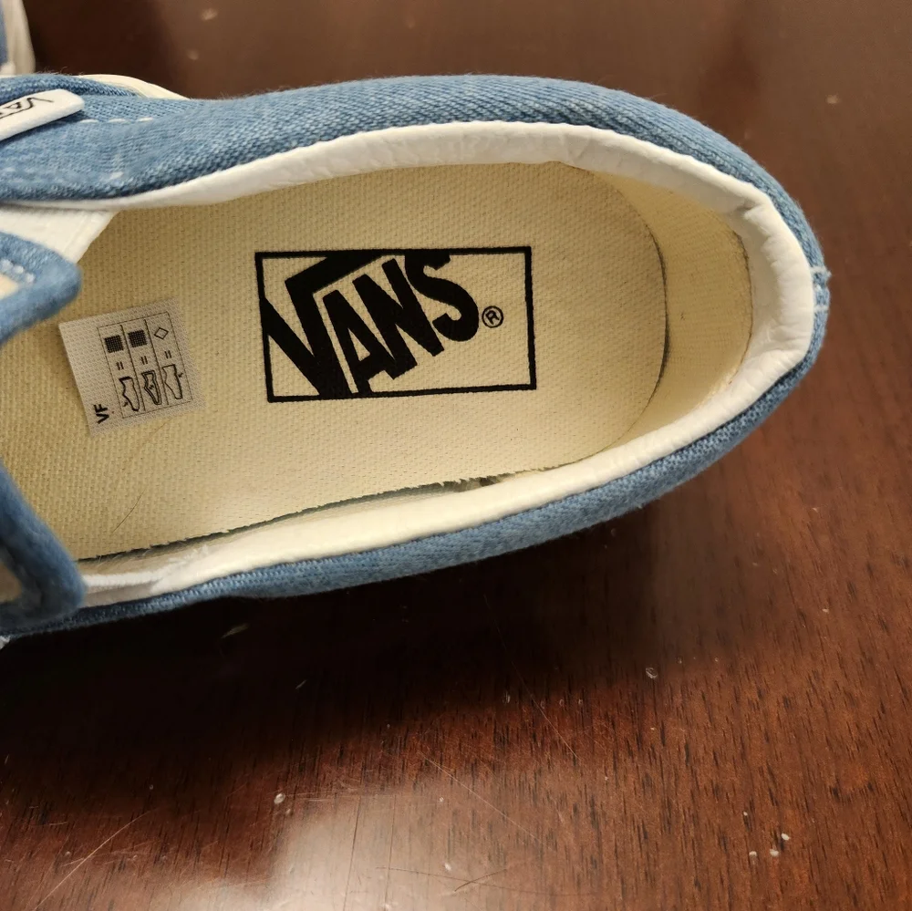Vans slip blue