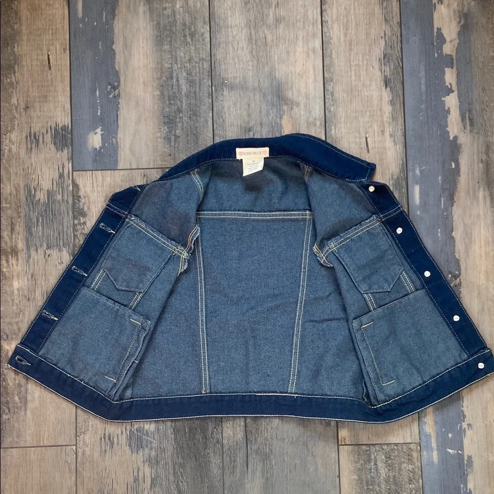 Soho Blue piece pointed color