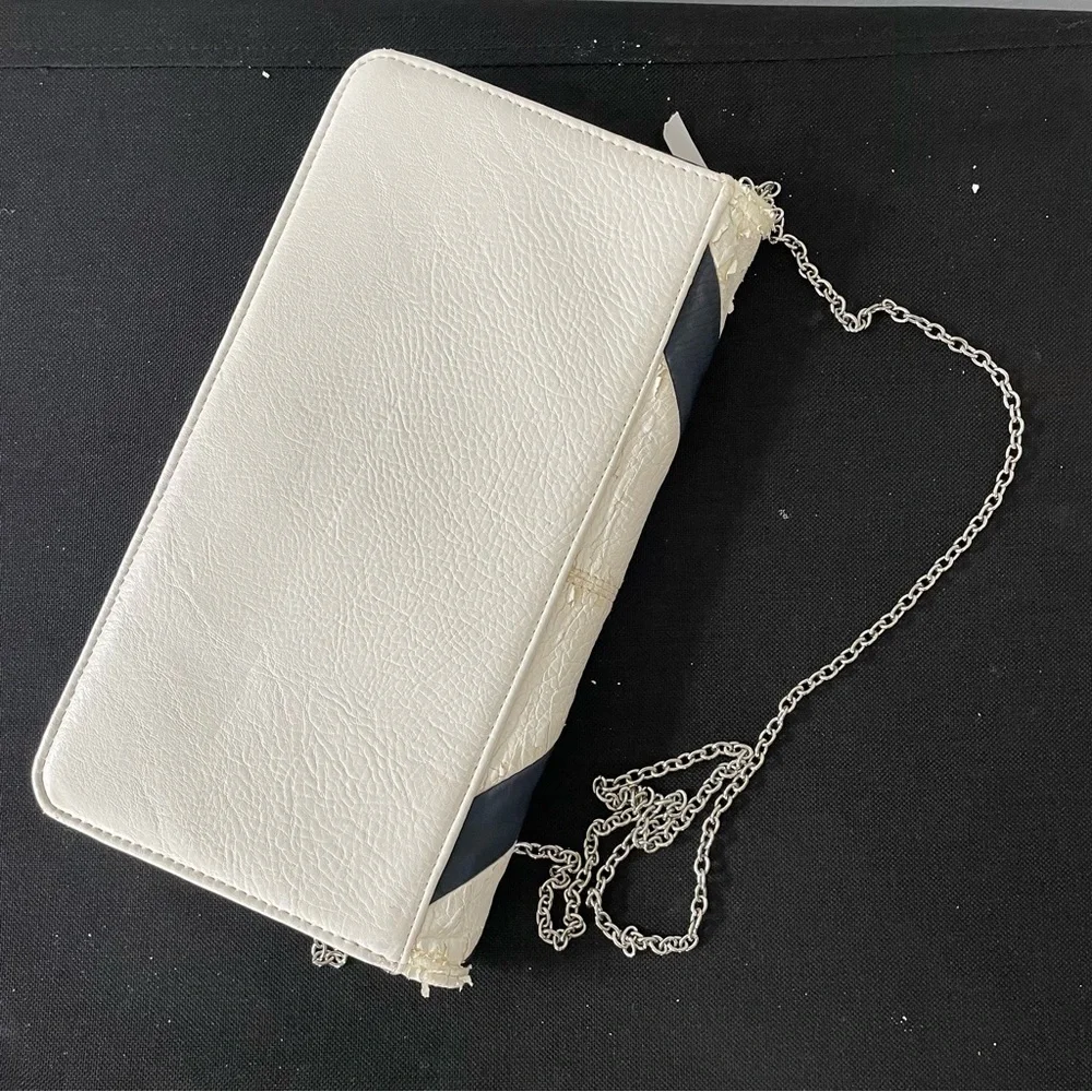 Unbranded Chevron Clutch Navy Blue White Envelope Crossbody