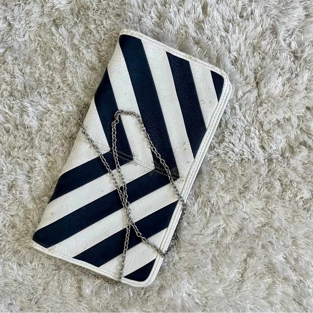 Unbranded Chevron Clutch Navy Blue White Envelope Crossbody