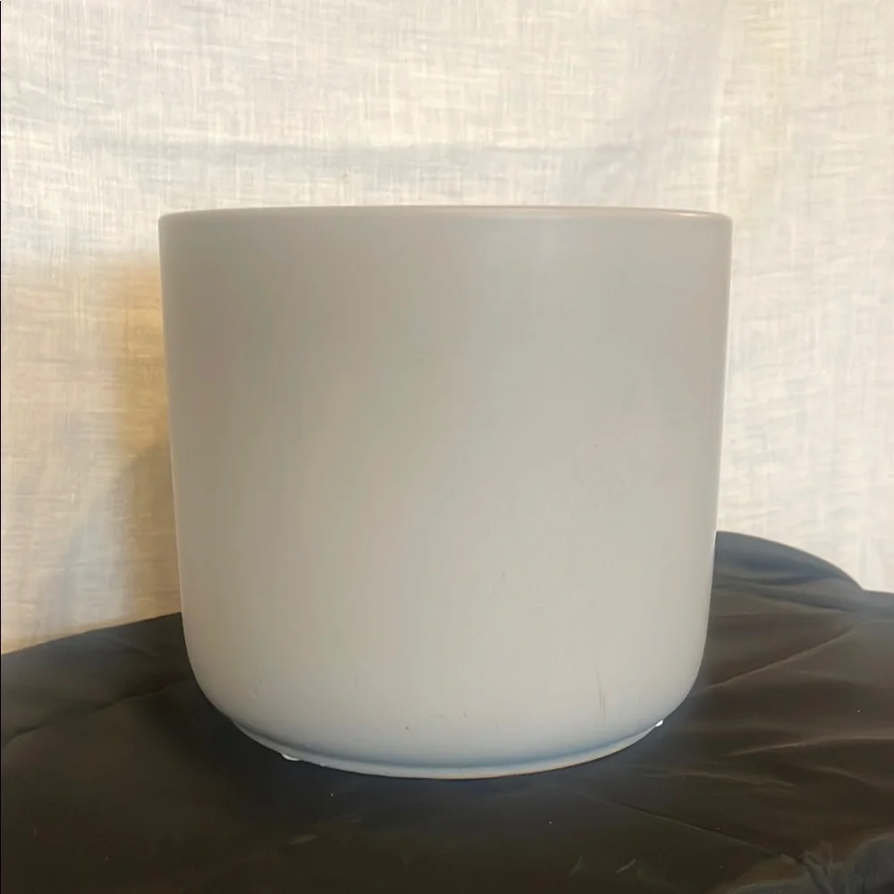 Elegant grey ceramic Planter