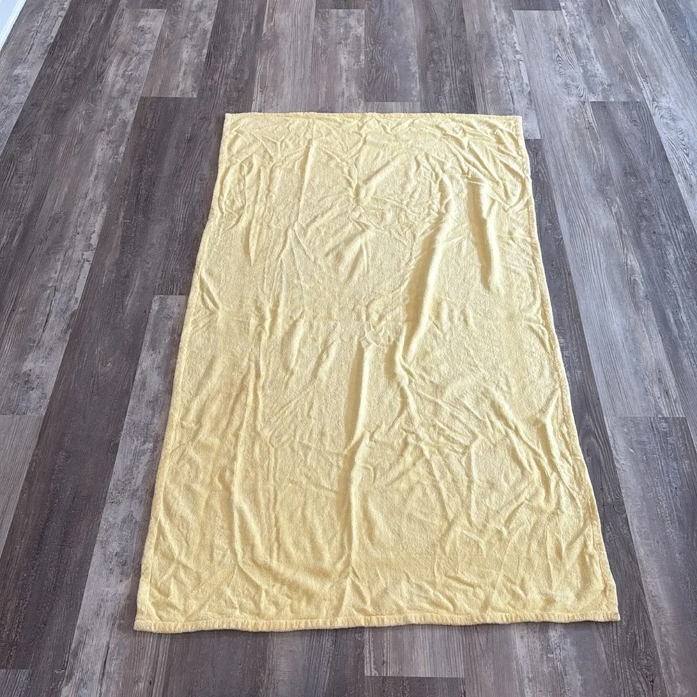 Triangl Yellow Beach Towel
