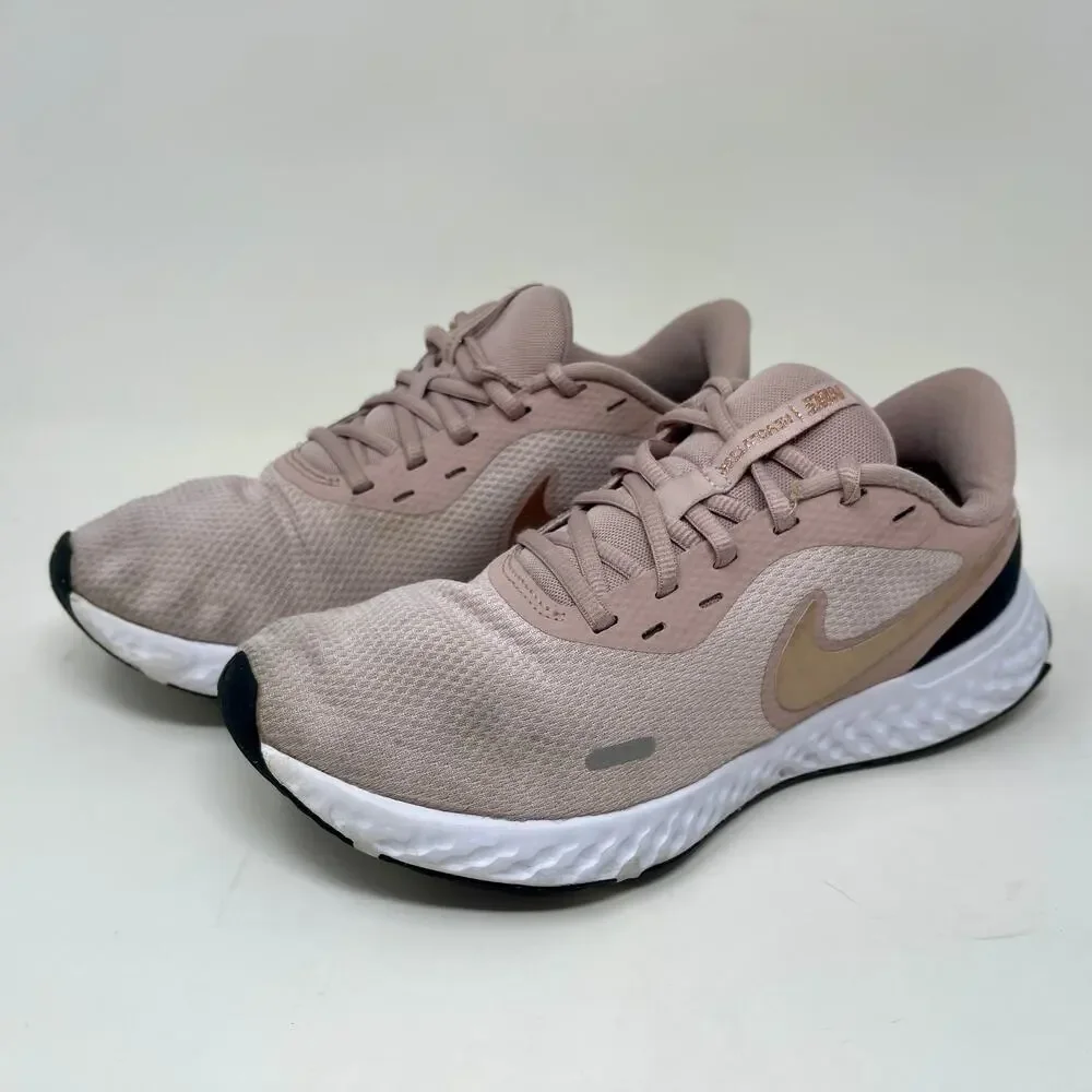 Nike as sold sporty