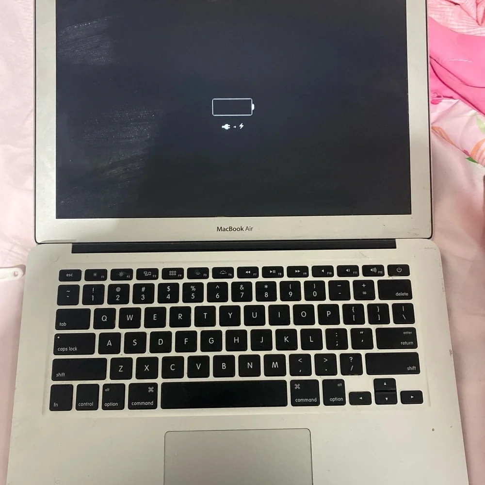 Apple this macbook