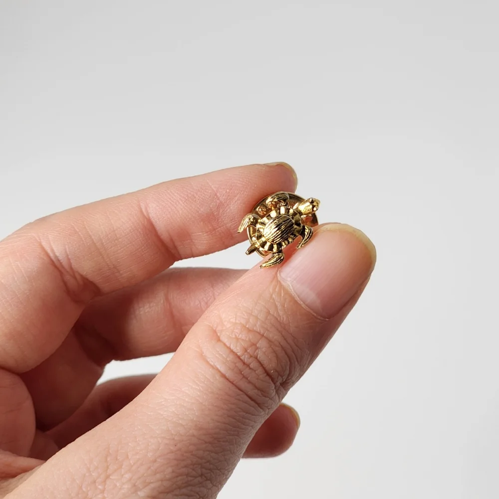 Tiny Goldtone Turtle Tortoise Pin