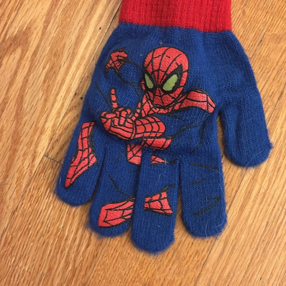 Marvel blue red