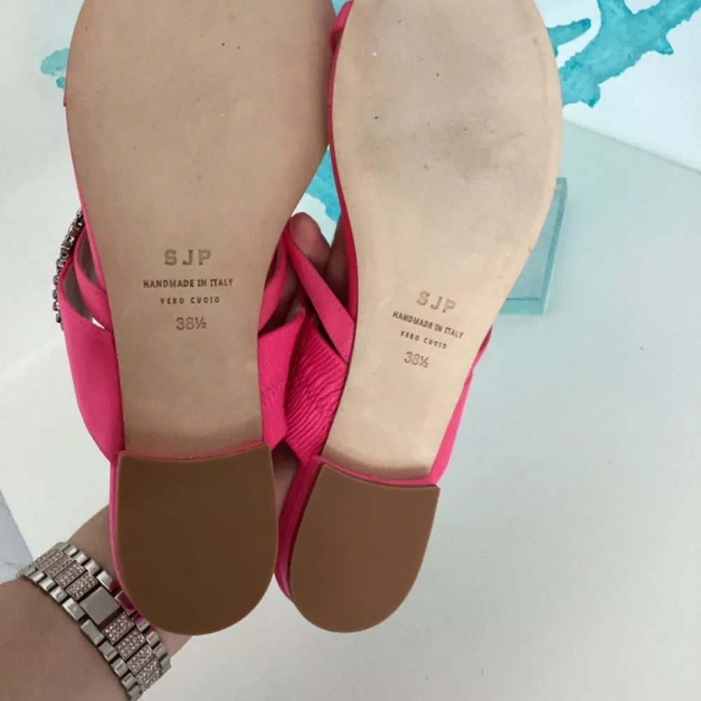SJP by Sarah Jessica Parker new absolutely