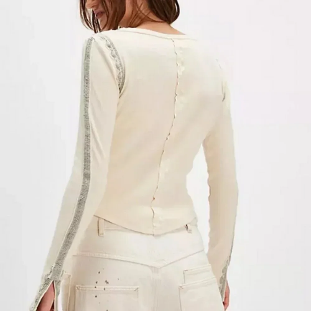 Free People stain 5across it