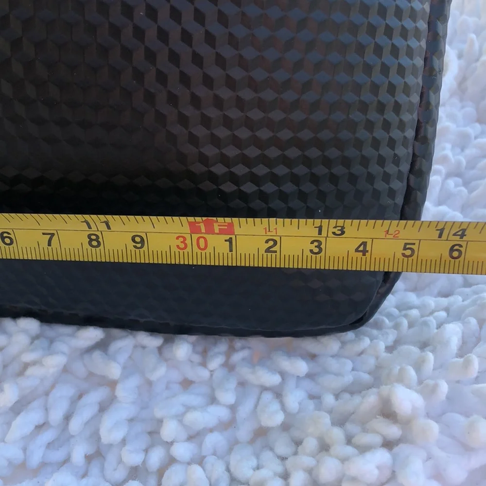 🚨B2G1 HUGO BOSS Black Textured Laptop Case