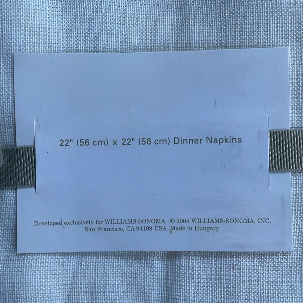 Brand new Williams Sonoma 100% linen napkins