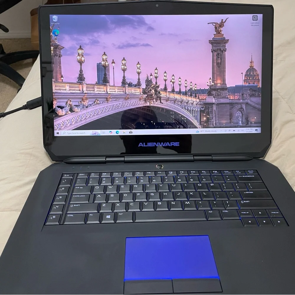 Alienware dell 15