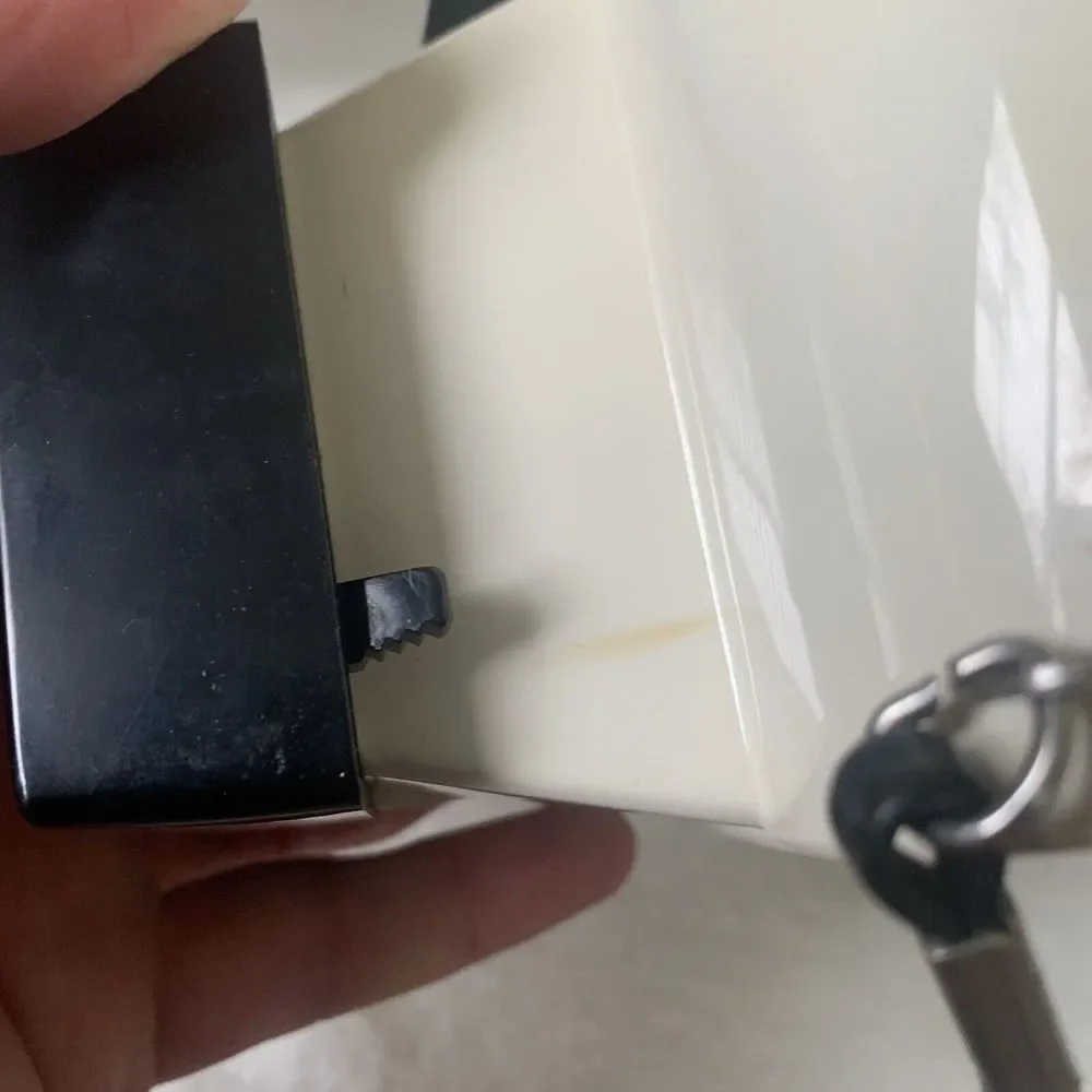 Polaroid camera untested