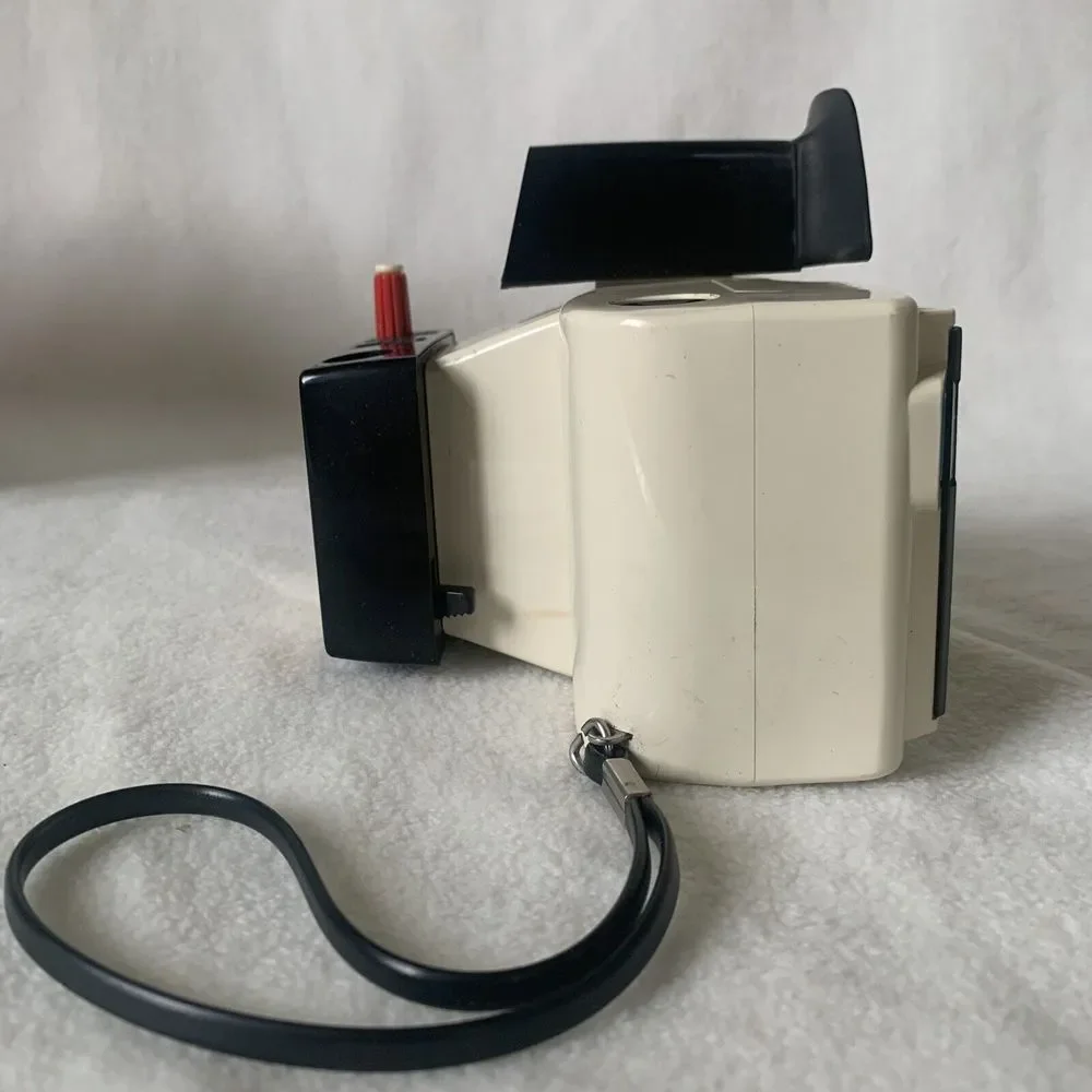 Polaroid camera untested
