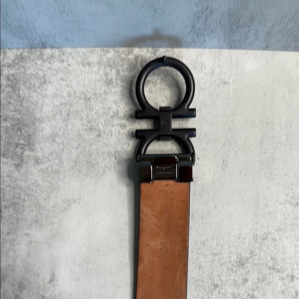 Salvatore Ferragamo Black Leather Belt