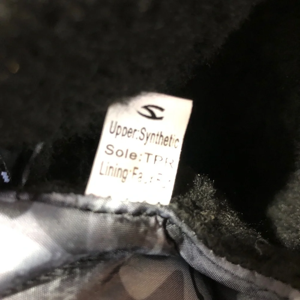 Hobibear boots closure