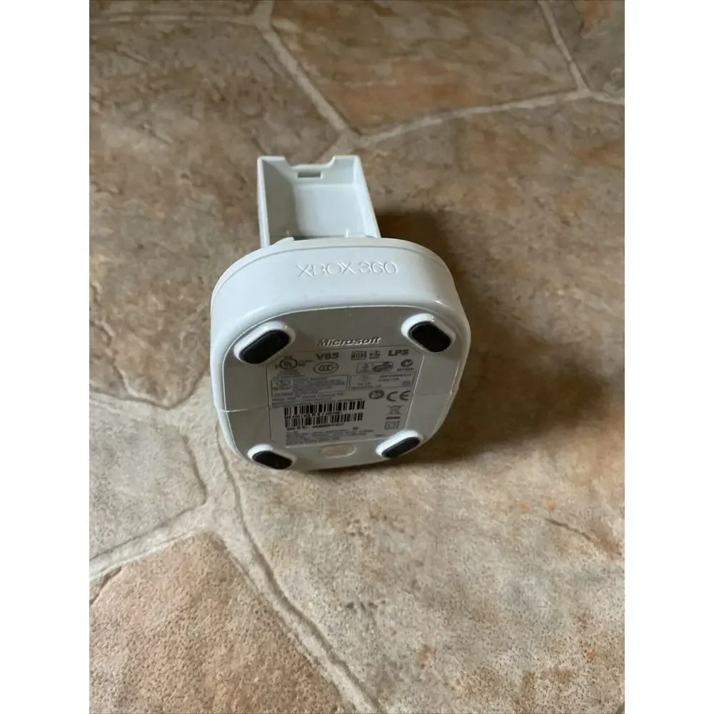 OEM Microsoft Xbox 360 Quick Charge Kit Base Station Only Tested X801981