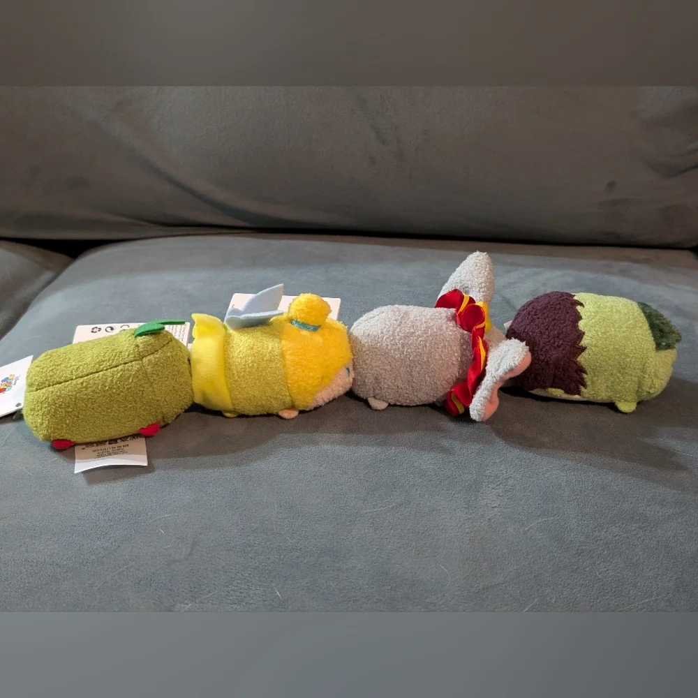 Disney Mini Tsum Tsum Lot x4: Moana Kakamora, Tinkerbell, Dumbo and Hulk