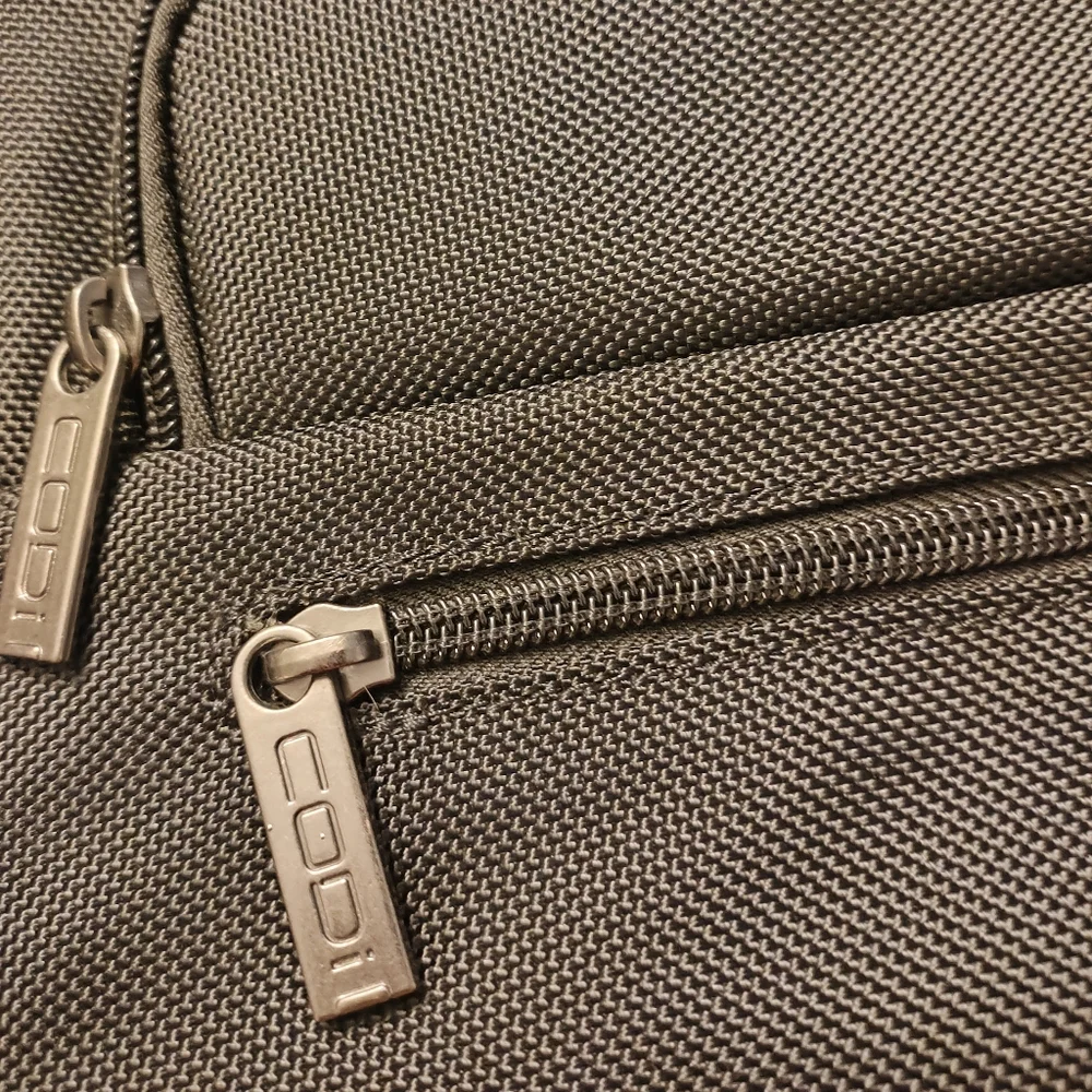 Codi 14 1briefcase