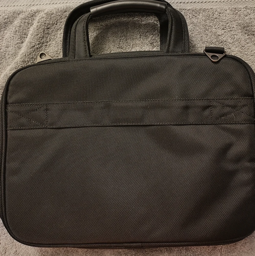 Codi 14 1briefcase