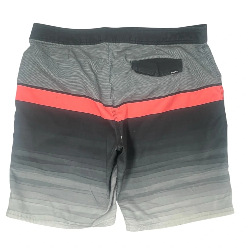 Men’s O'Neill Gray and Red Board Shorts Size 36 10721