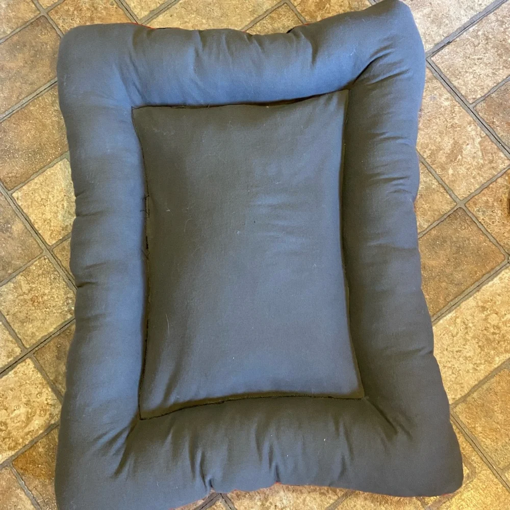 N/A pet beds