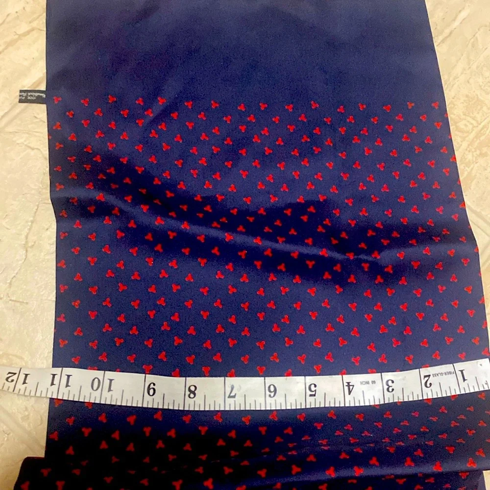 Brooks Brothers Navy/Red Colored 100% Silk Scarf 11 x‎ 53’ EUC