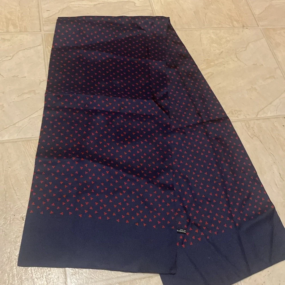 Brooks Brothers Navy/Red Colored 100% Silk Scarf 11 x‎ 53’ EUC