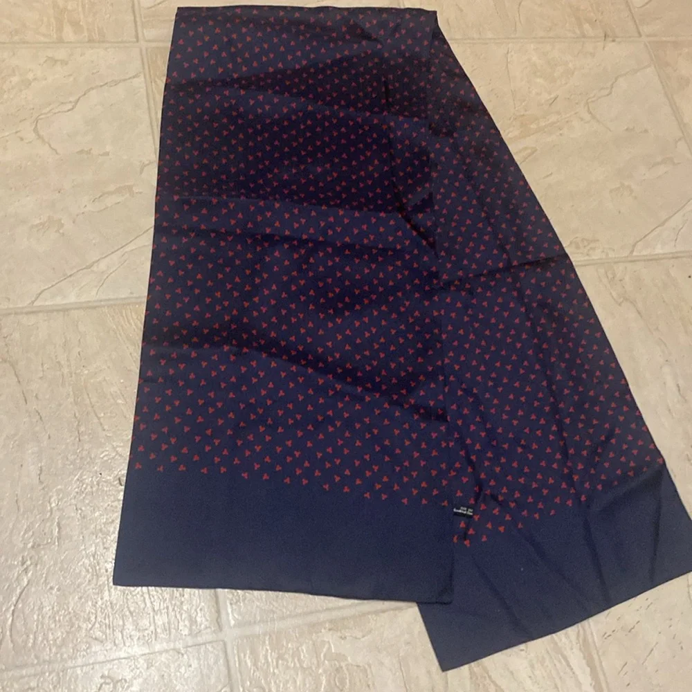 Brooks Brothers Navy/Red Colored 100% Silk Scarf 11 x‎ 53’ EUC