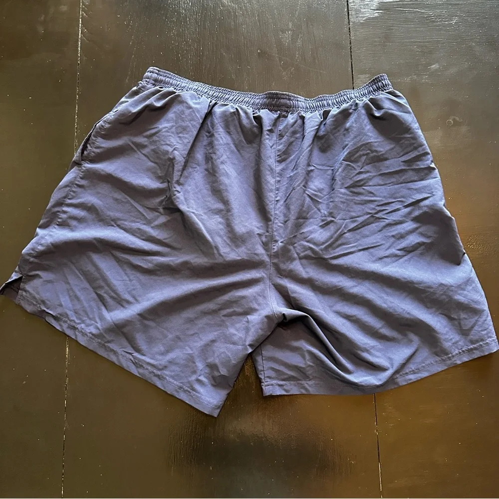 Retro Under Armour Blue Short Shorts Athletic Fit Dark Blue
