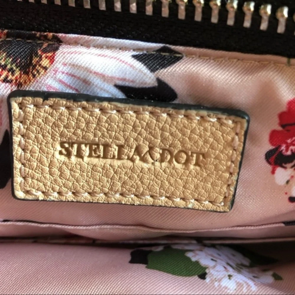 Stella & Dot | Eloise Blush+Black Fringe Clutch Retired