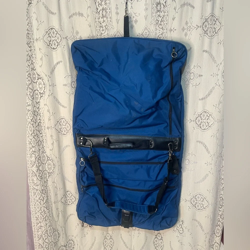 Samsonite: vintage 80s wardrobe bag