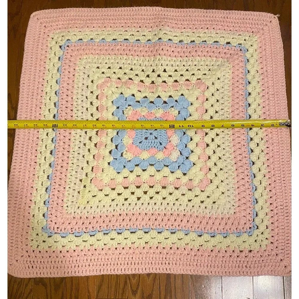 Vintage Handmade Crochet Knit Afghan‎ Throw Square Baby Blanket 28