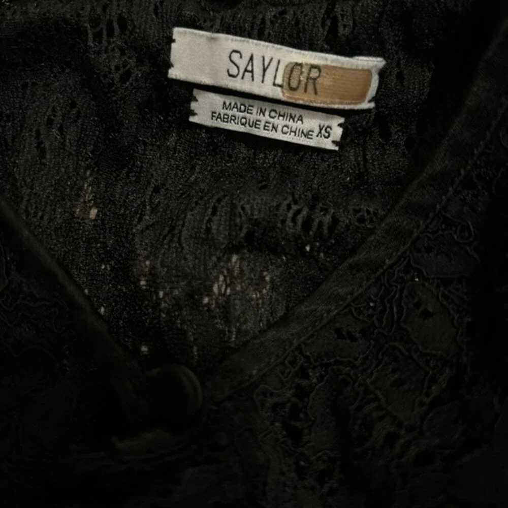 SAYLOR button 23