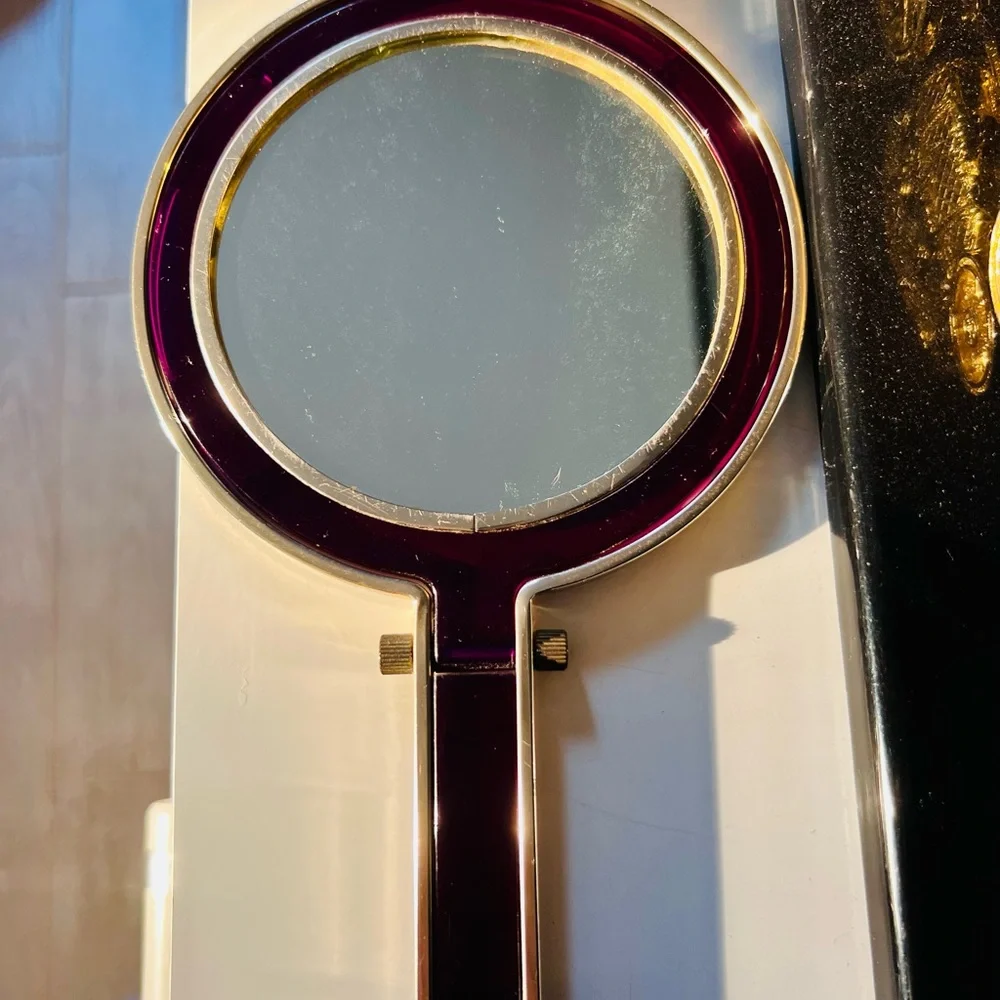 Shiseido vintage hand mirror in excellent condition
