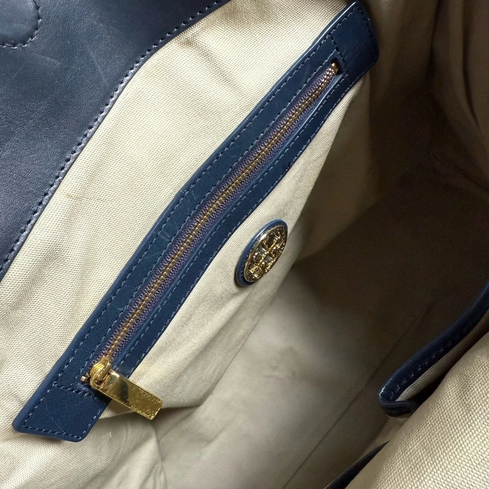 Tory Burch tory burch