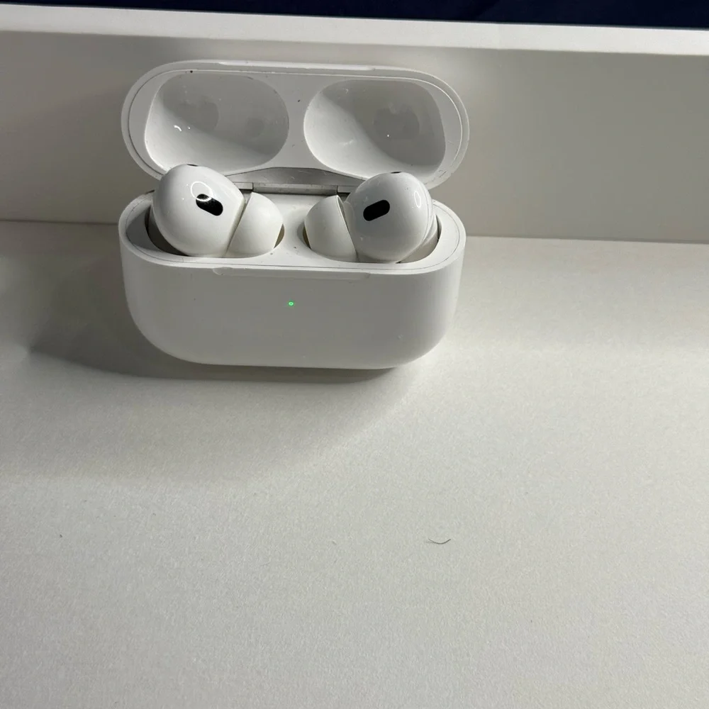 Apple AirPods Pro - White